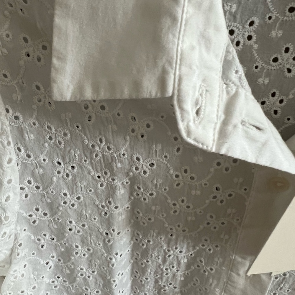 NWT  7 For All Mankind eyelet white blouse size XS - Picture 2 of 4